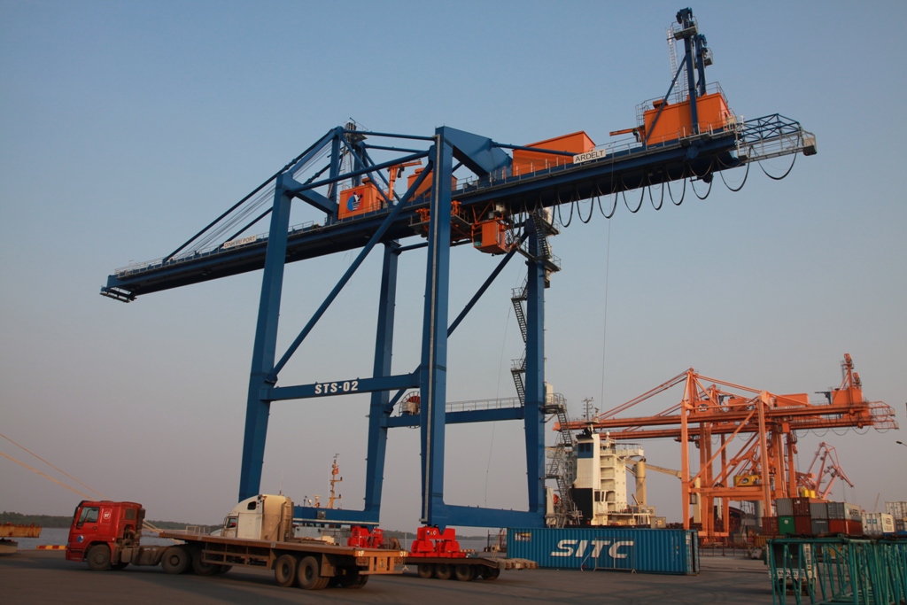 Fabrication and erection 2 QC Crane at Dinh Vu Port, Hai Phong. Fabrication and erection 2 QC Crane at Dinh Vu Port, Hai Phong.